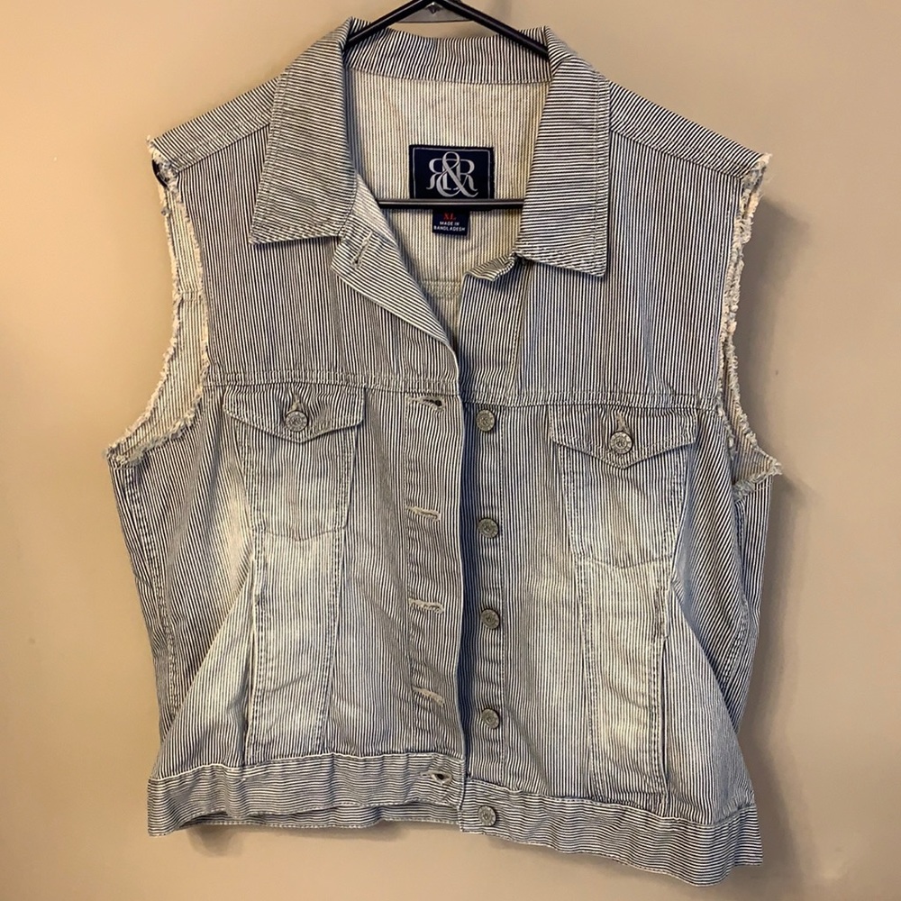 Rock & Republic Gunshow vest XL